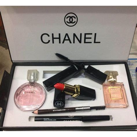 Chanel perfume and lipstick set